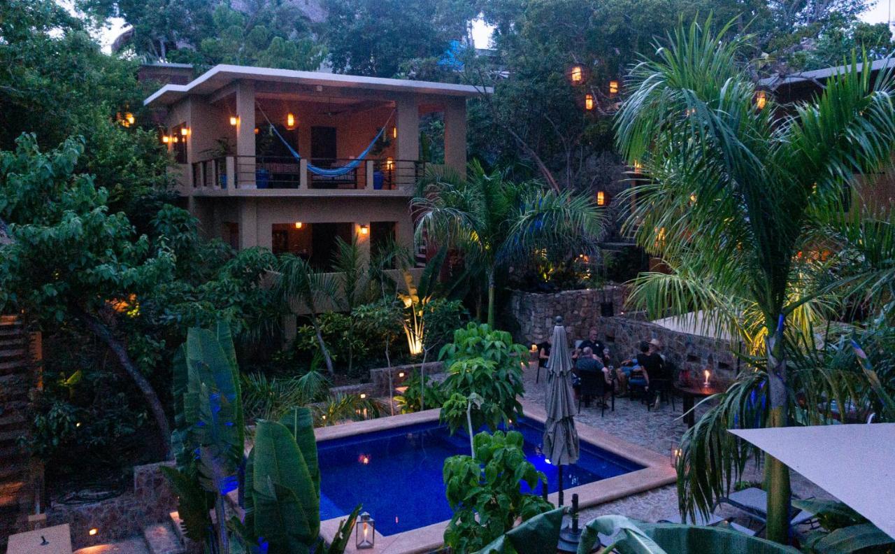 Maquil Hotel And Villas Zipolite Exteriör bild